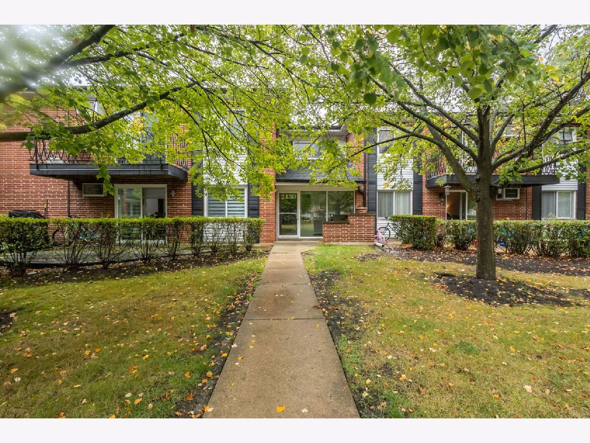 Condominiums Sold Brandenberry Park Arlington Heights Illinois, 2430 Brandenberry
