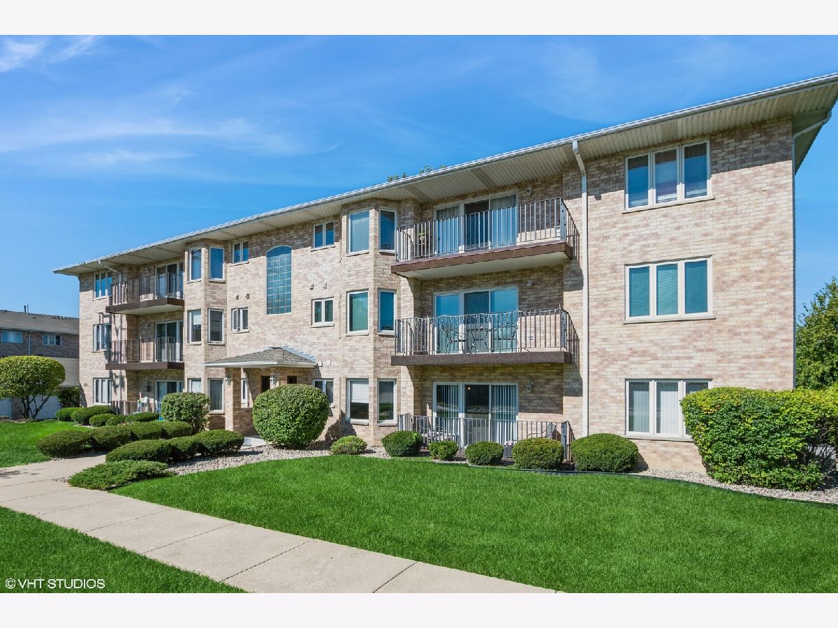 Sold Chicago Ridge Illinois, 10228 Southwest