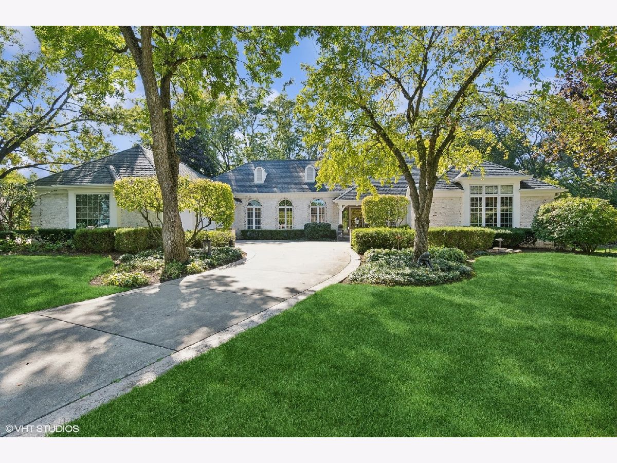 Homes Sold Trinity Lakes Oak Brook Illinois, 208 Saint Michael