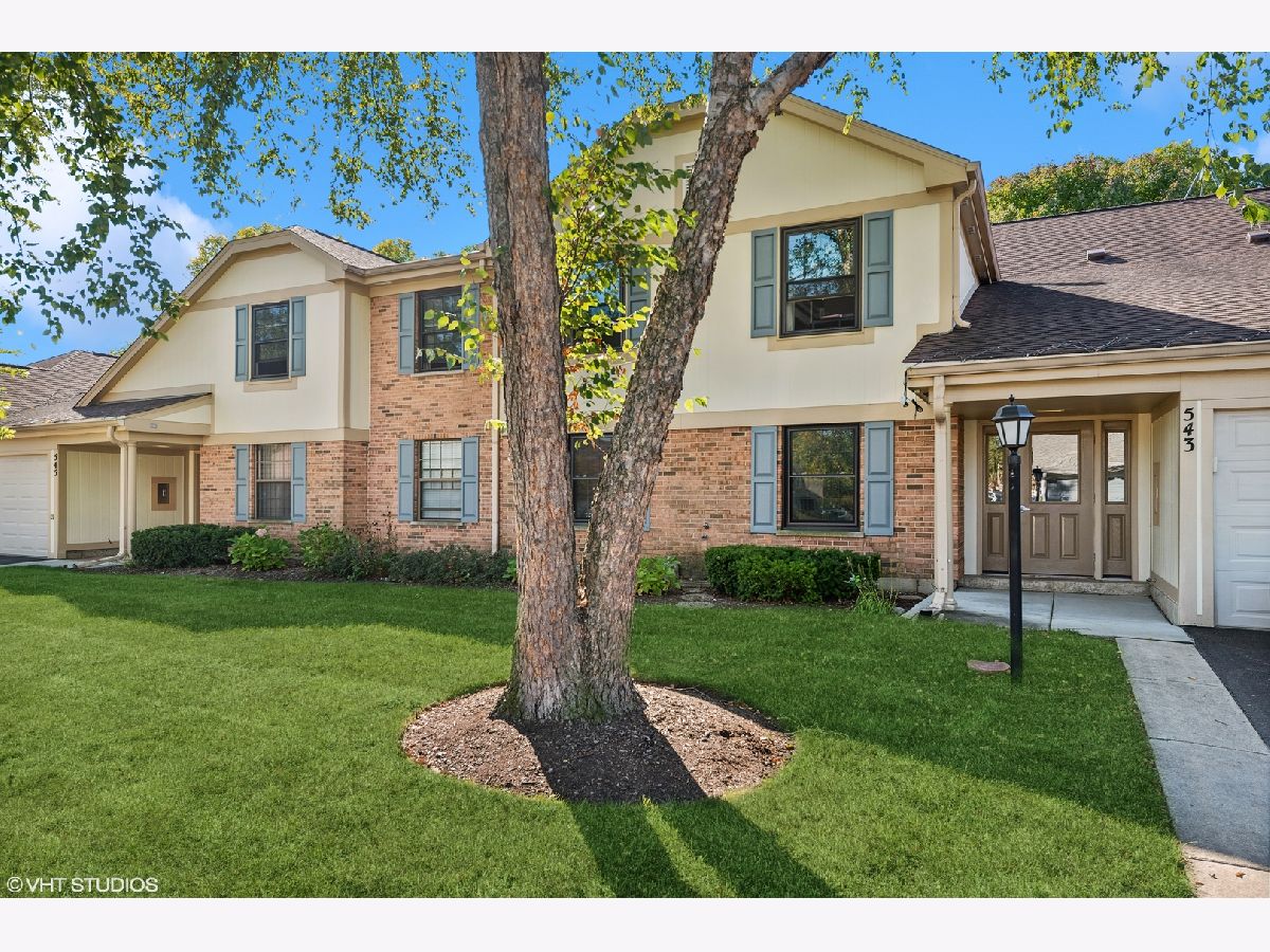 Condos & Townhomes Sold Lexington Commons Wheeling Illinois, 543 Greystone