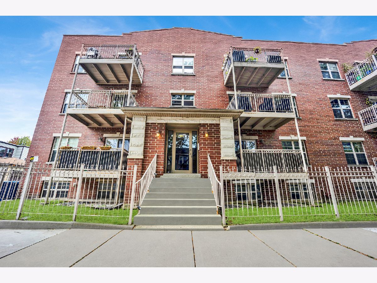 Condominiums & Homes Sold Irving Park Manor Chicago Illinois, 3516 Hamlin