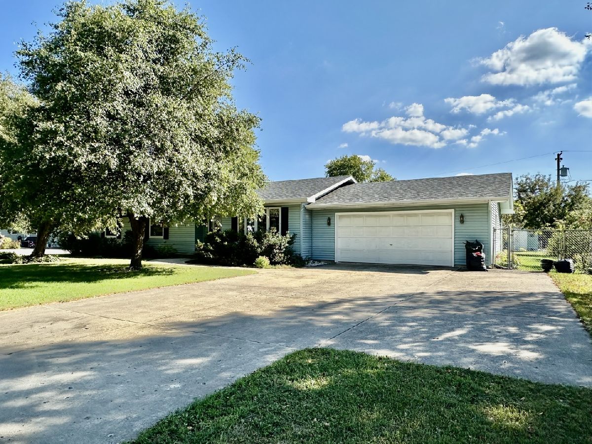  Sold Leland Illinois, 305 Kross