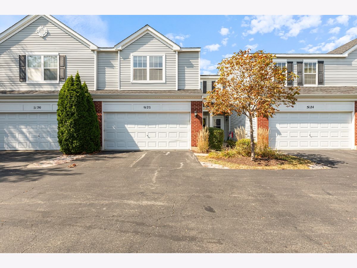 Townhomes & Condos & Homes Sold Hampton Glen Plainfield Illinois, 5122 Freeport