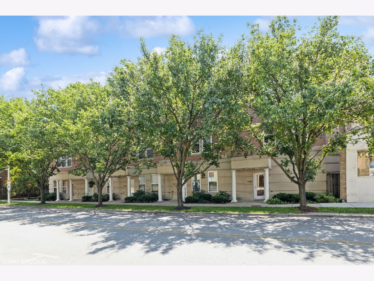 Townhomes Sold The Franklin Club Forest Park Illinois, 7314 Circle