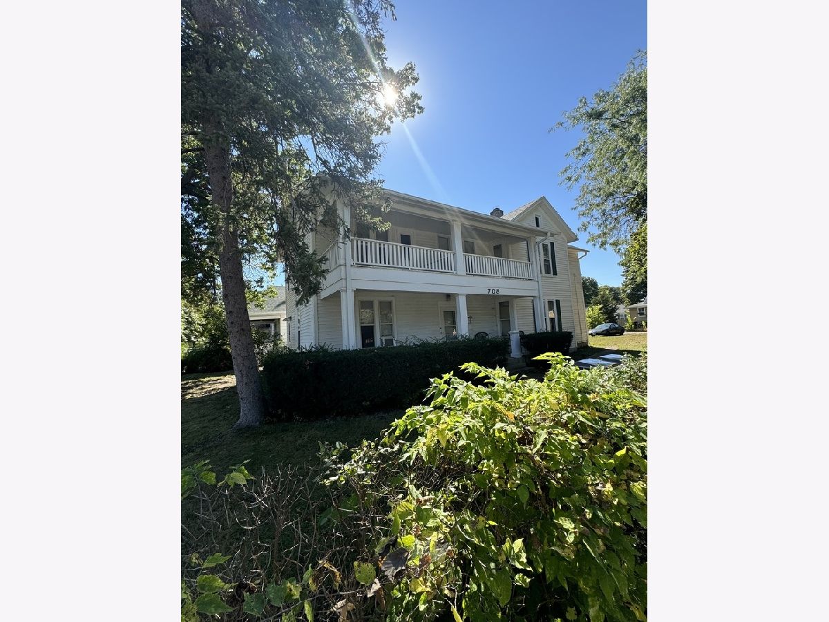 Rented Rockford Illinois, 708 Fulton