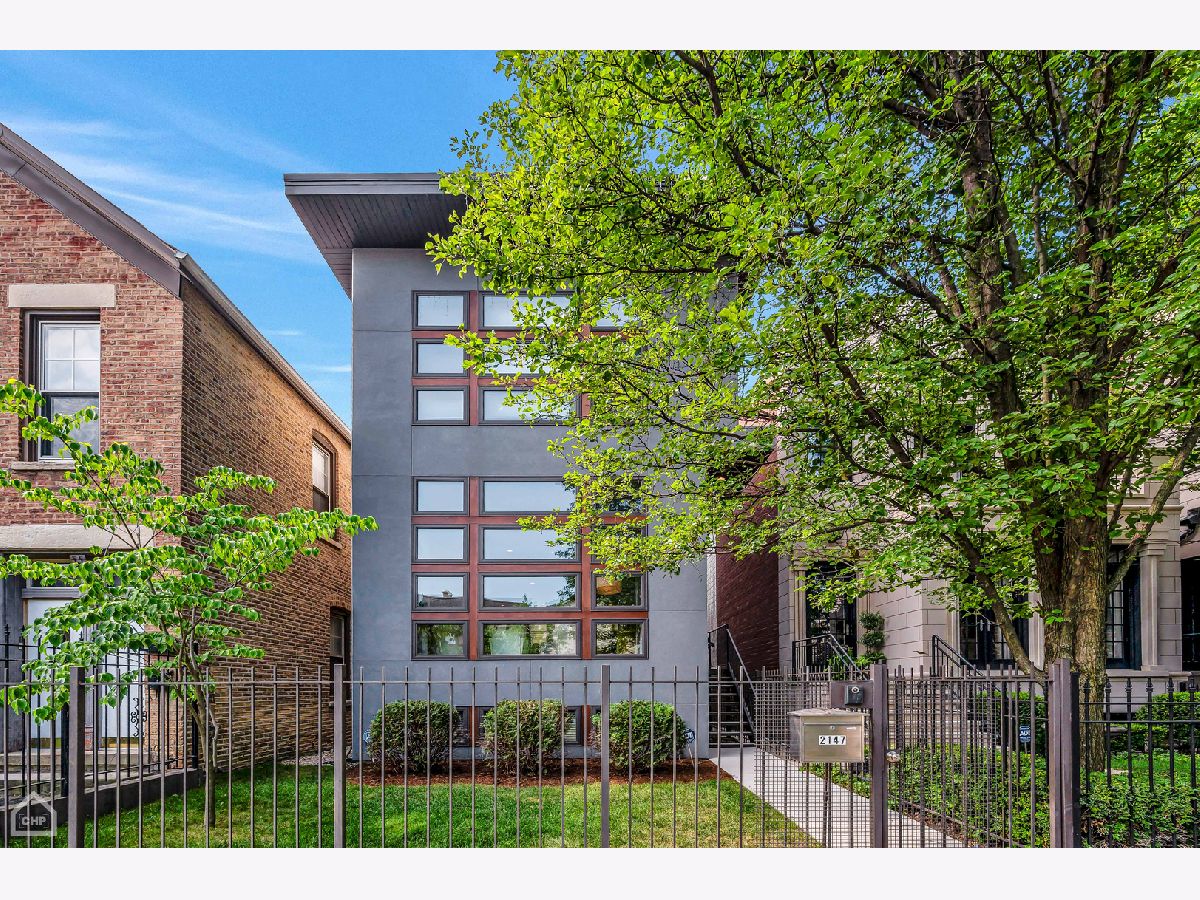 Condos & Townhomes & Homes Sold East Village Chicago Illinois, 2147 Huron