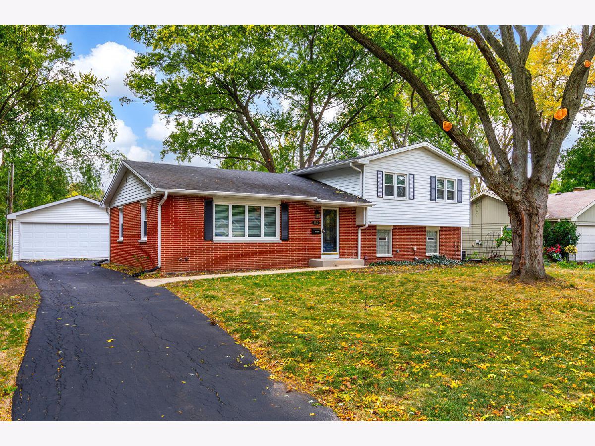 Homes Rented East Highlands Naperville Illinois, 655 Melody