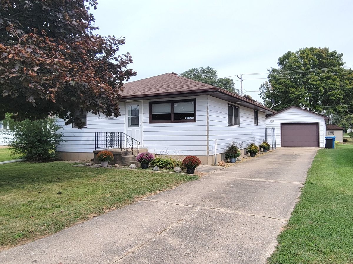  Sold Ladd Illinois, 317 Western