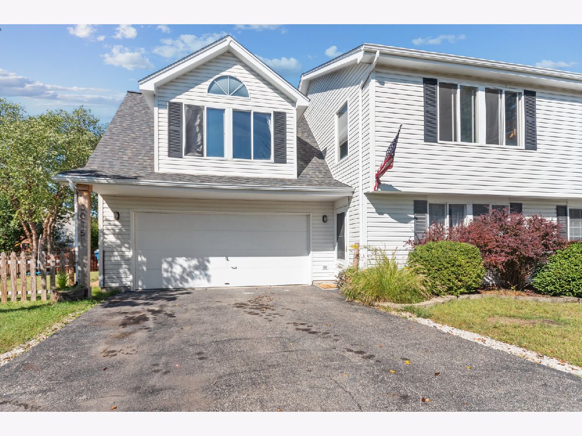 Homes & Condos & Townhomes Sold Colony Lakes Aurora Illinois, 3015 Dorothy