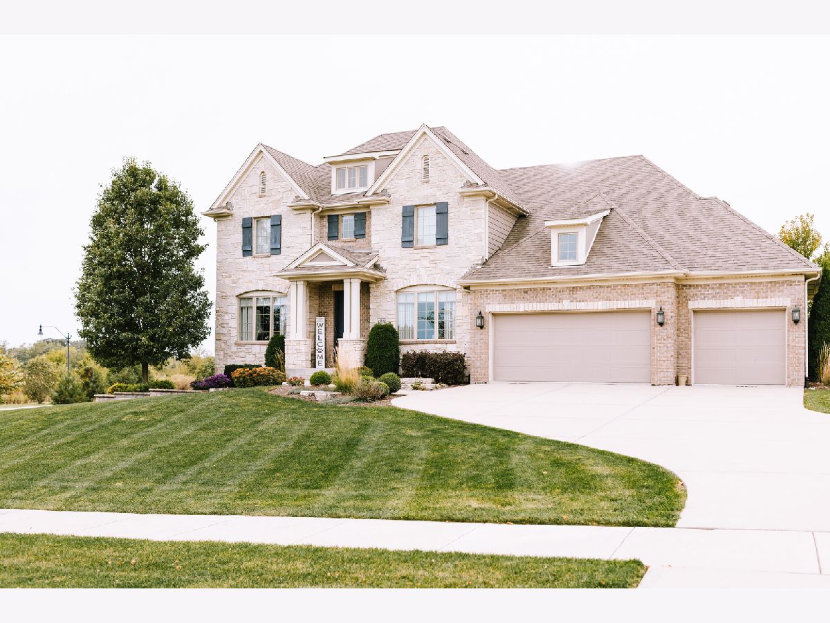 Homes Sold Cedar Brooke Homer Glen Illinois, 15240 Ginger