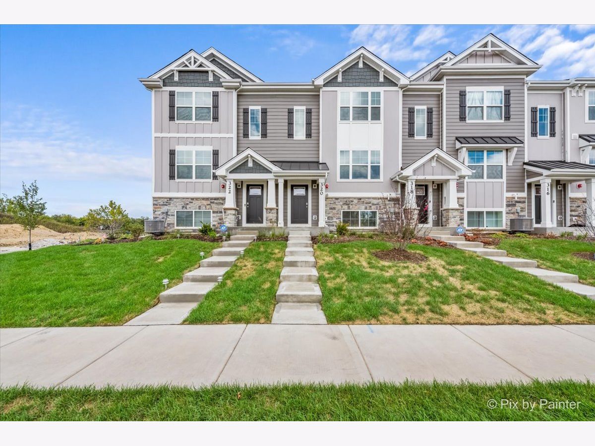 Condos & Townhomes Rented Charlestowne Lakes St Charles Illinois, 320 Basin