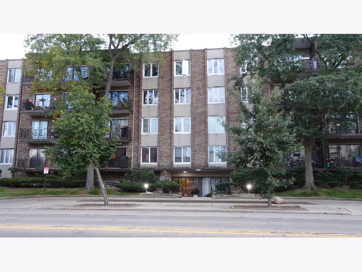 Condominiums Sold Lincoln Terrace Morton Grove Illinois, 5501 Lincoln