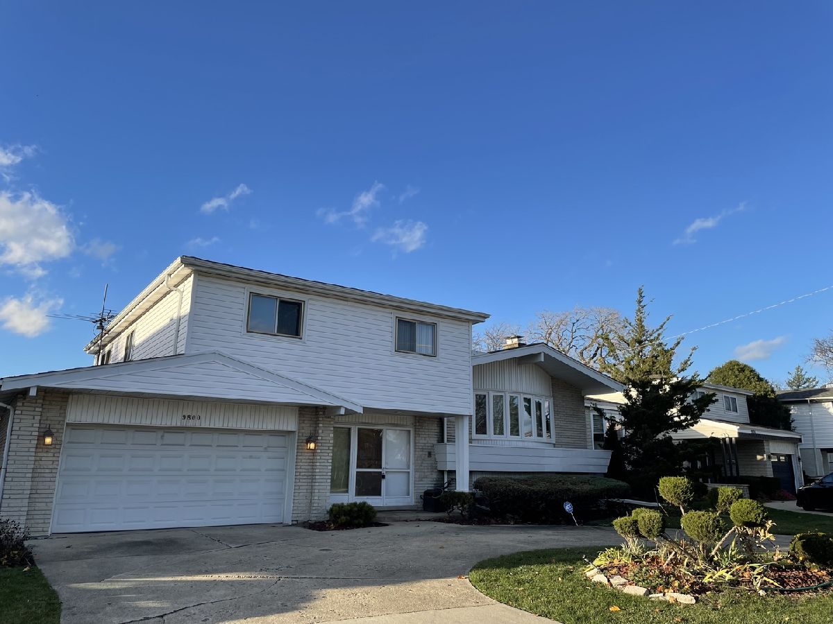 Homes Sold Golden Acres Niles Illinois, 9800 Huber