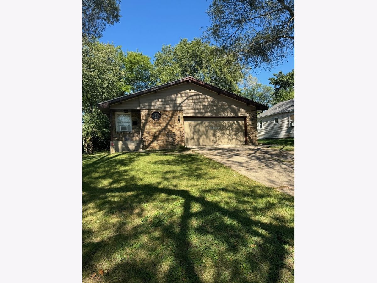 Rented Rockford Illinois, 3816 15th