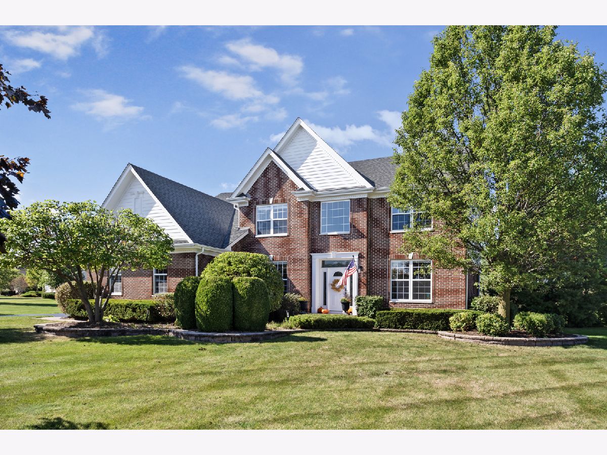 Homes Sold Hawthorn Grove Hawthorn Woods Illinois, 2 Hawthorn Grove