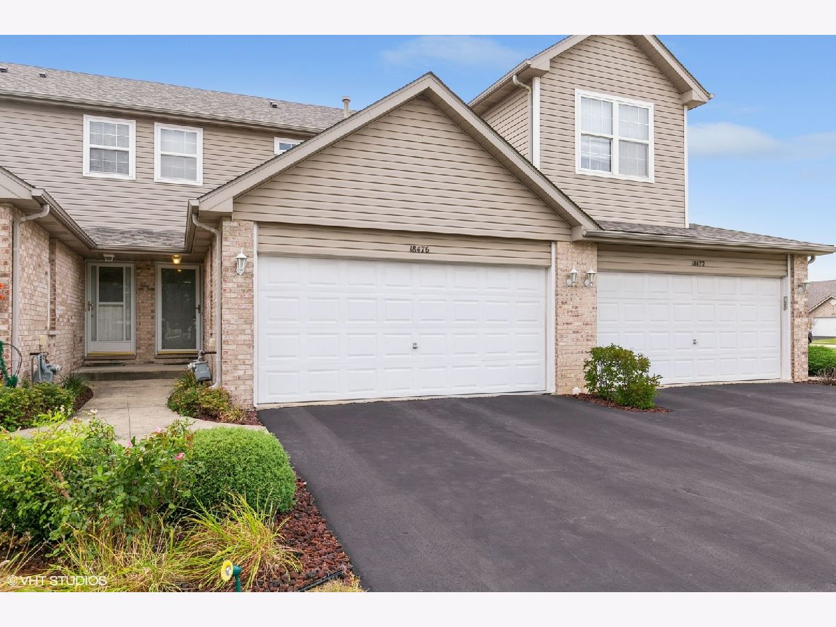 Townhomes & Condos Sold Millenium Lakes Tinley Park Illinois, 18476 Bellagio