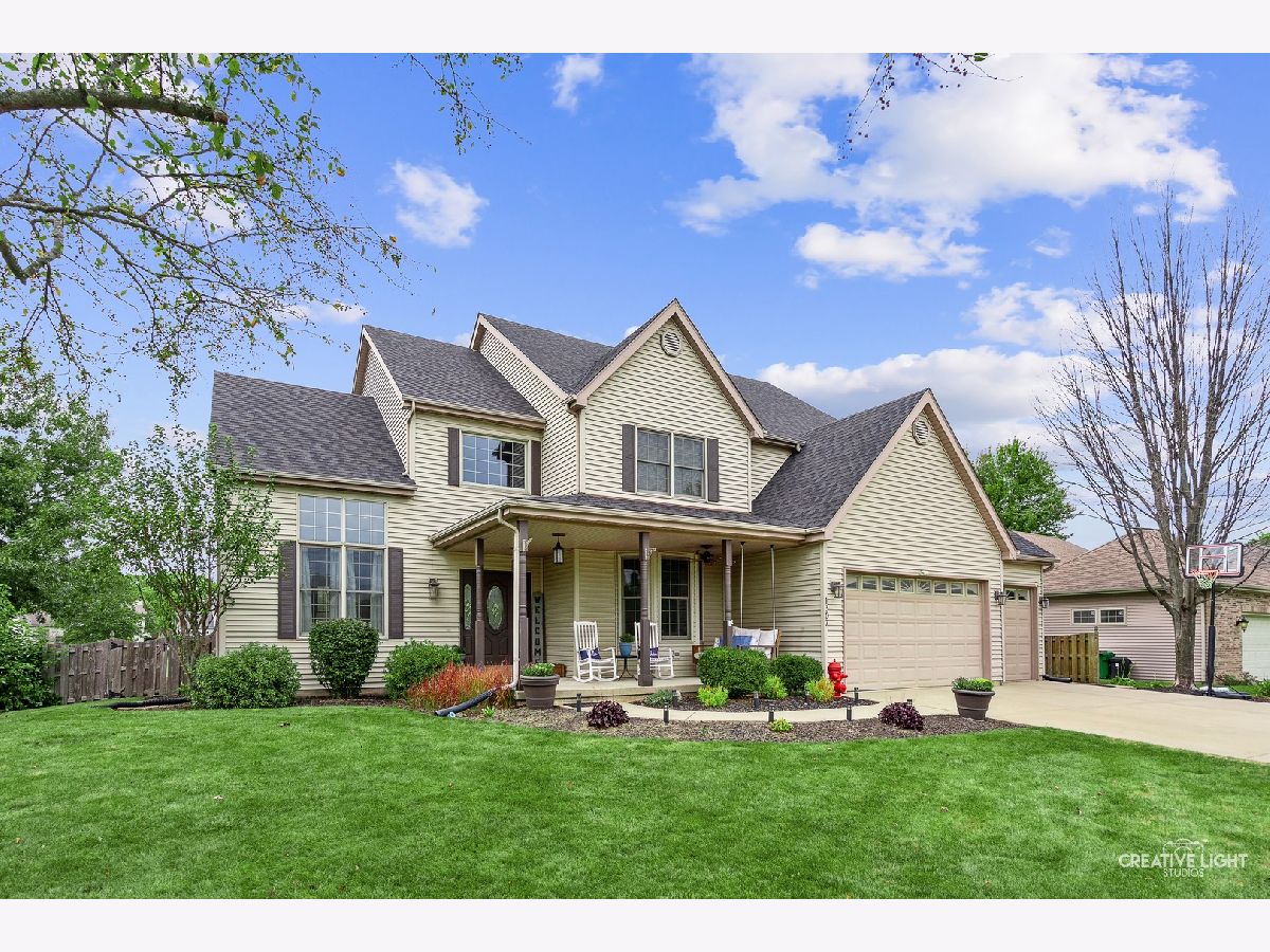 Homes & Condos & Townhomes Sold Greenbriar Yorkville Illinois, 1307 Walsh