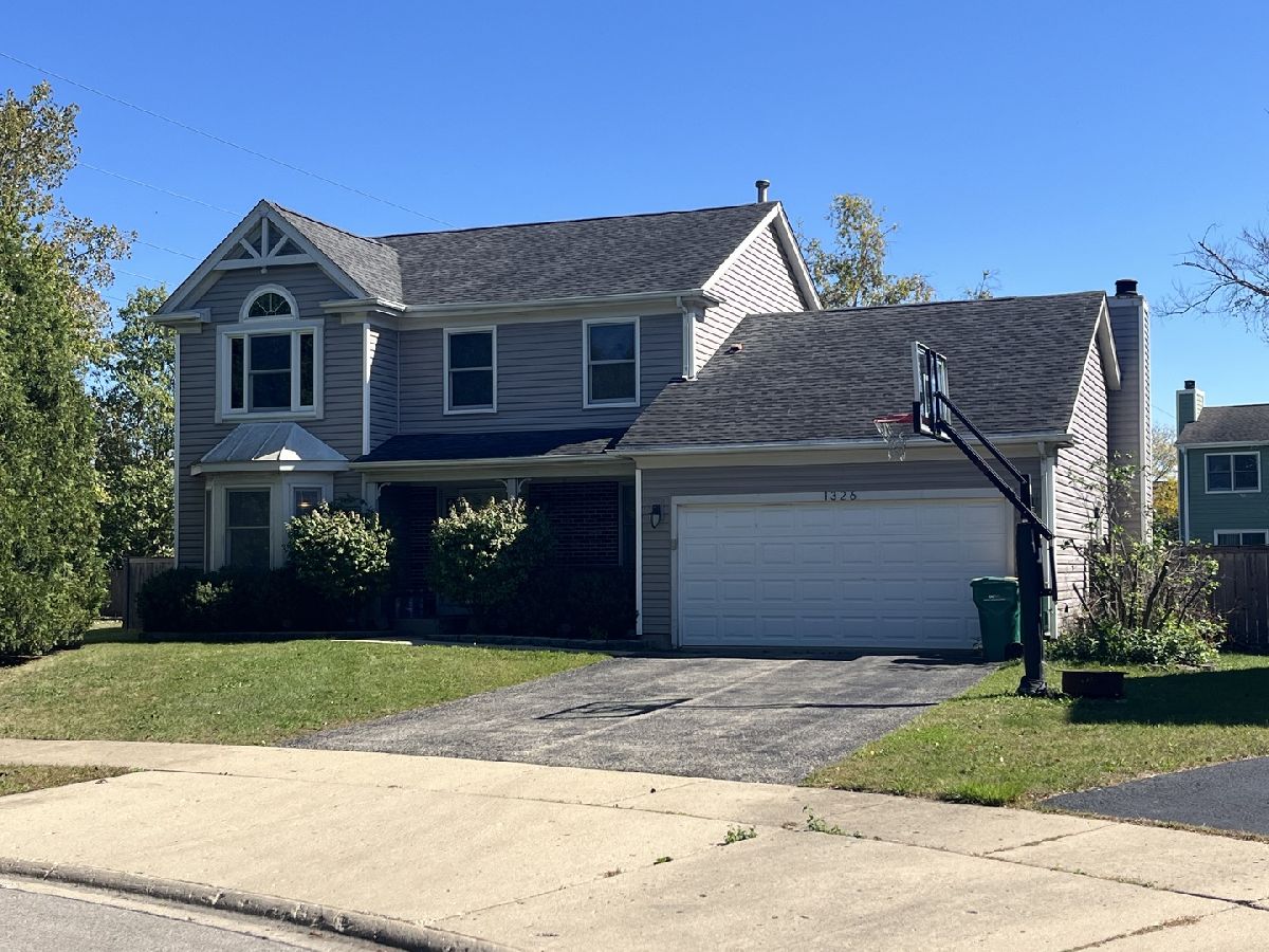 Homes & Townhomes & Condos Sold Old Farm Village Buffalo Grove Illinois, 1326 Devonwood