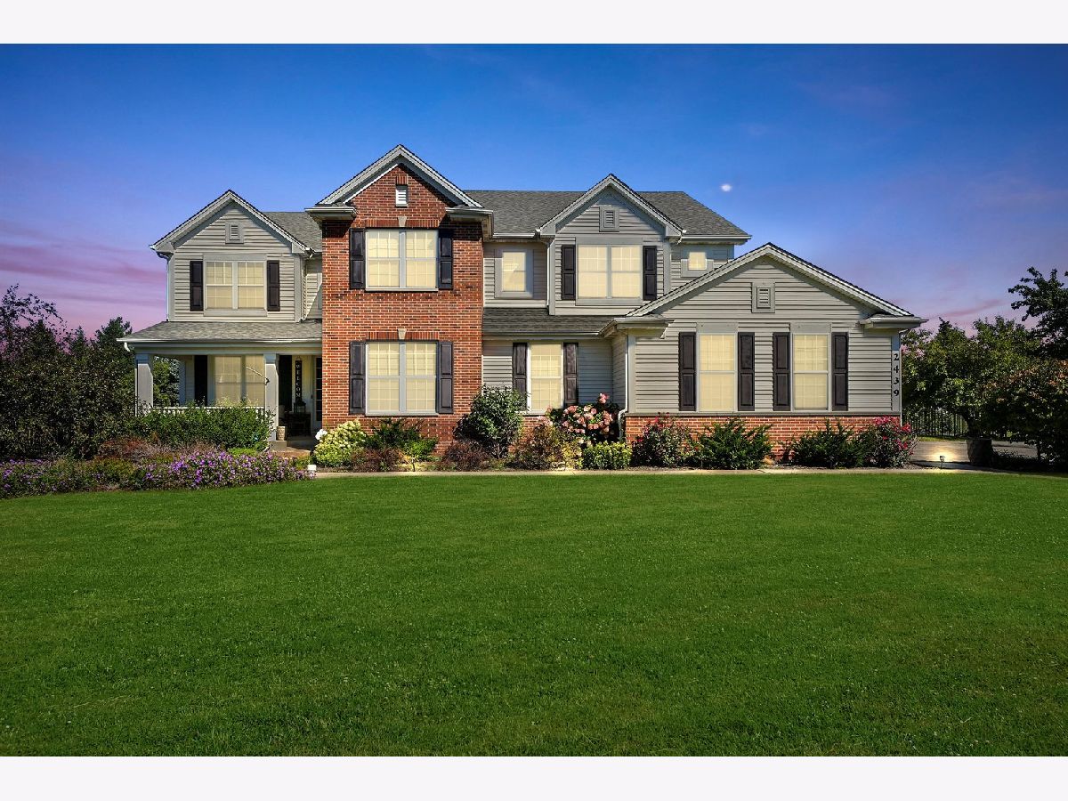 Homes Sold Coventry Estates Gurnee Illinois, 2439 Downing