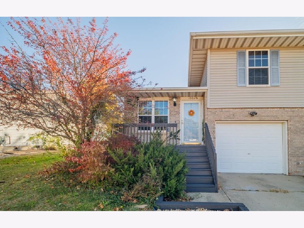 Homes & Condos & Townhomes Sold Carriage Hills Normal Illinois, 1602 1/2 Beech