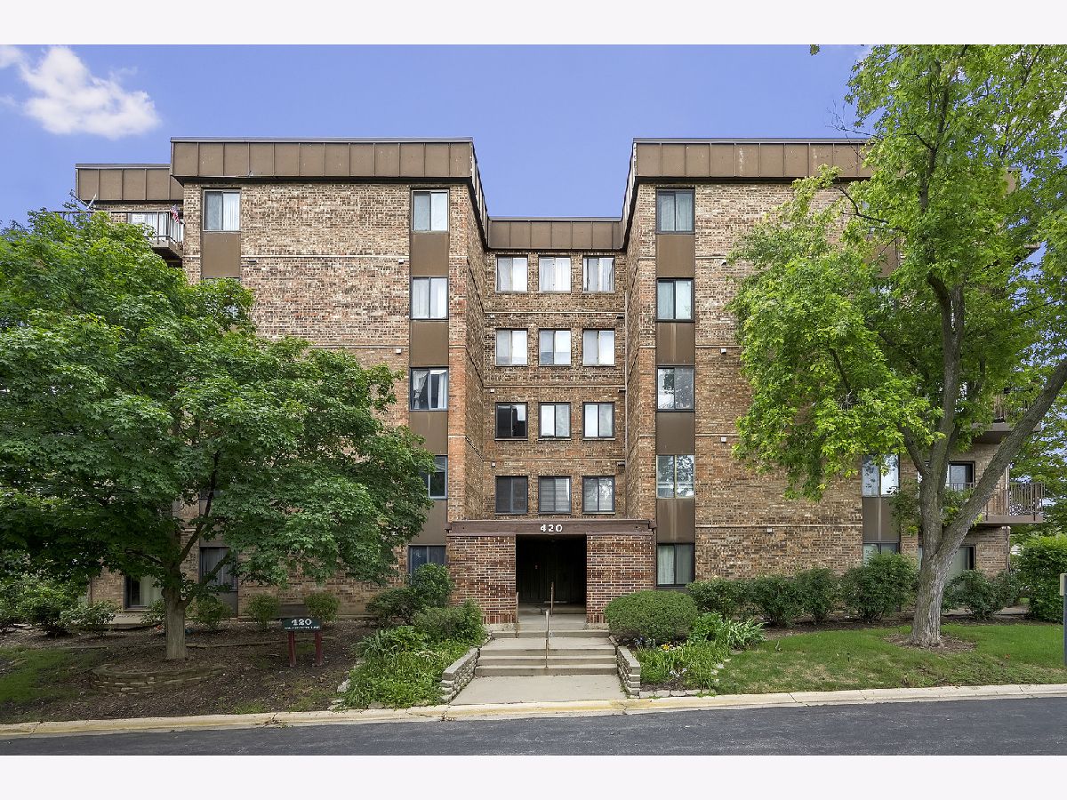 Condominiums Rented Walnut Creek Lisle Illinois, 420 Walnut Creek
