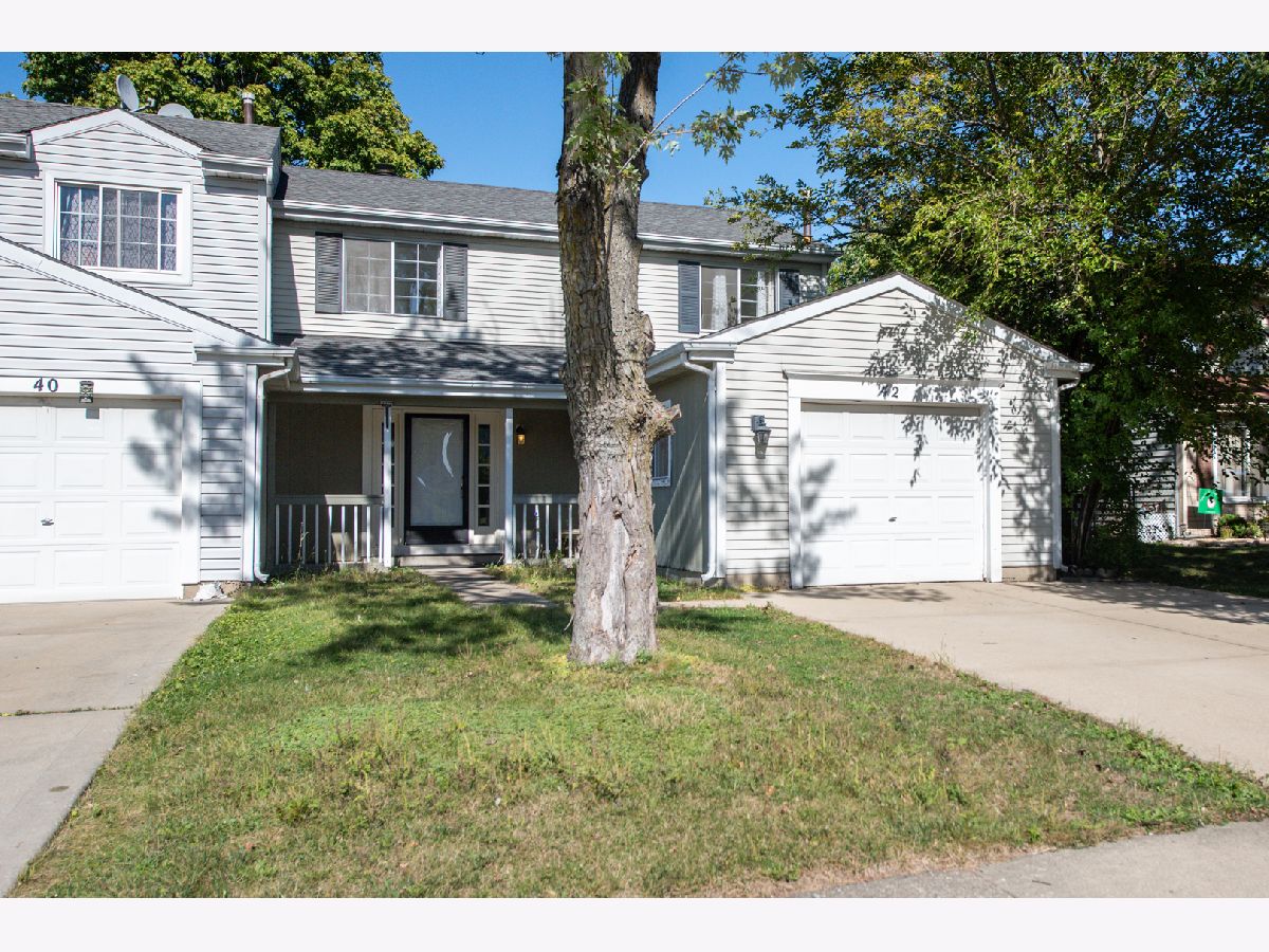 Condos & Townhomes Rented Morningstar Glendale Heights Illinois, 42 Stonefield