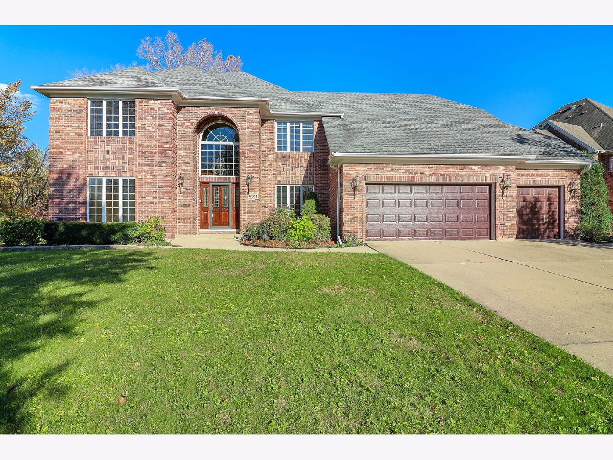 Homes Sold Darien Club Darien Illinois, 6901 Sweetbriar