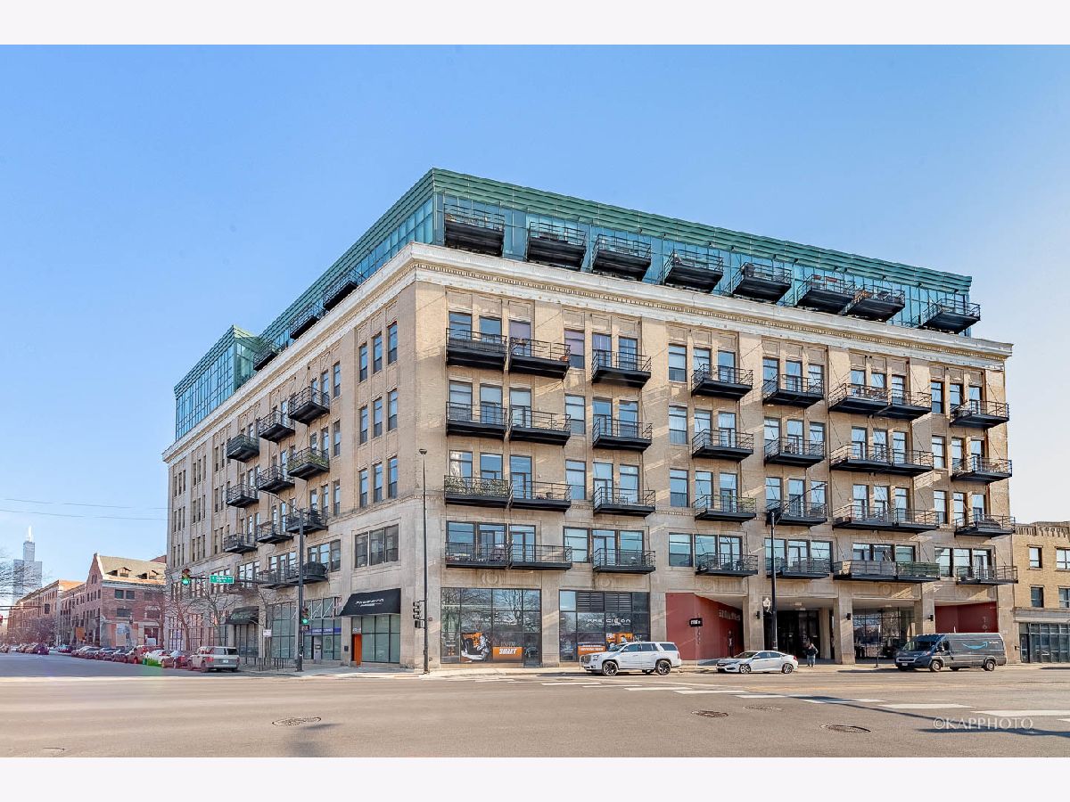 Condominiums Sold Paramount Lofts Chicago Illinois, 1645 Ogden