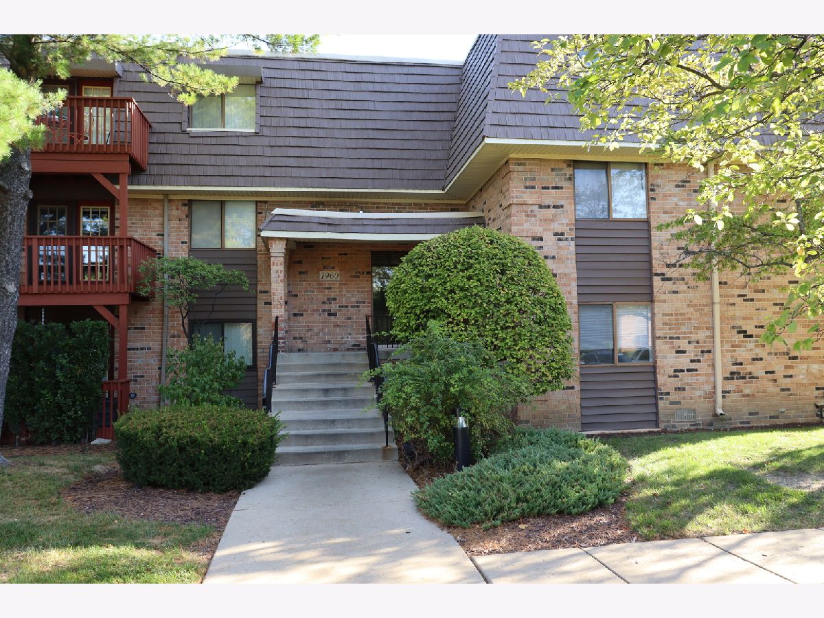 Condominiums Sold Acorn Woods Aurora Illinois, 1960 Selmarten