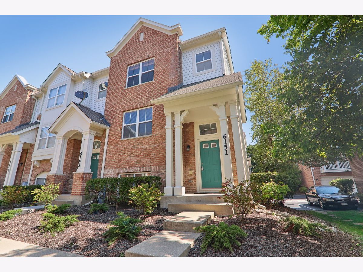 Townhomes & Condos Sold Trafalgar Square Morton Grove Illinois, 6151 Mayfair