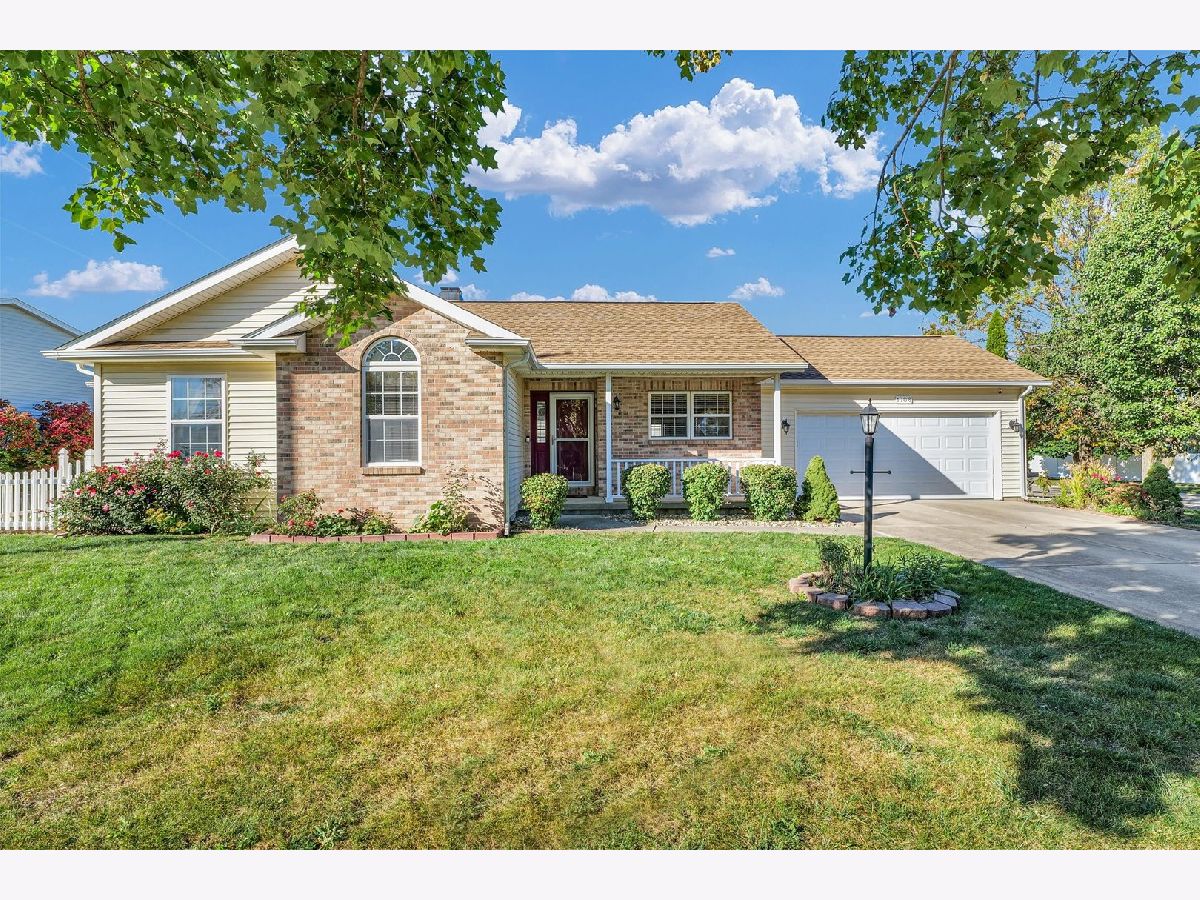 Homes & Condos & Townhomes Sold South Ridge Urbana Illinois, 1708 Trails