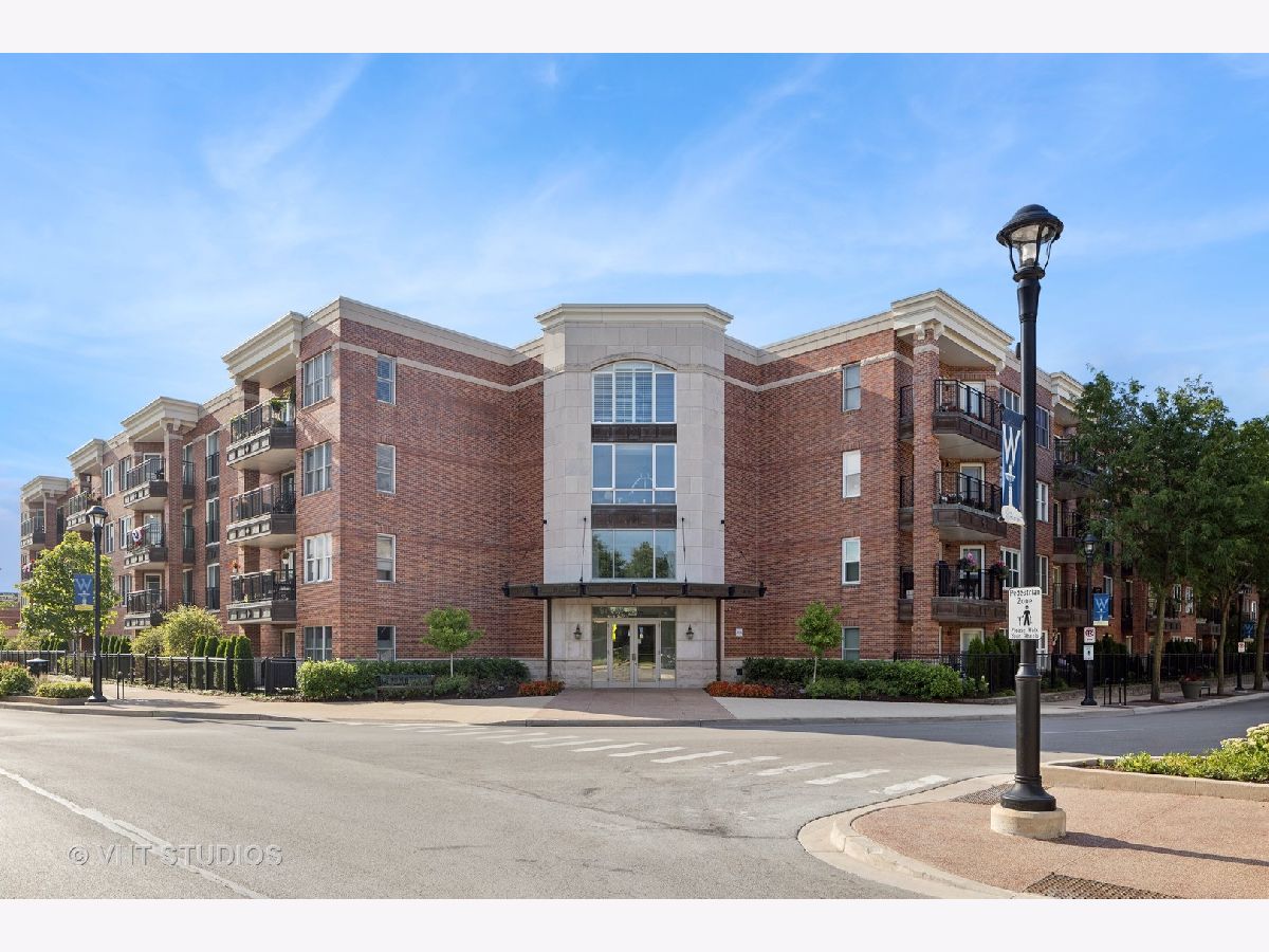 Condominiums & Homes Sold Wheaton Place Wheaton Illinois, 111 Wheaton