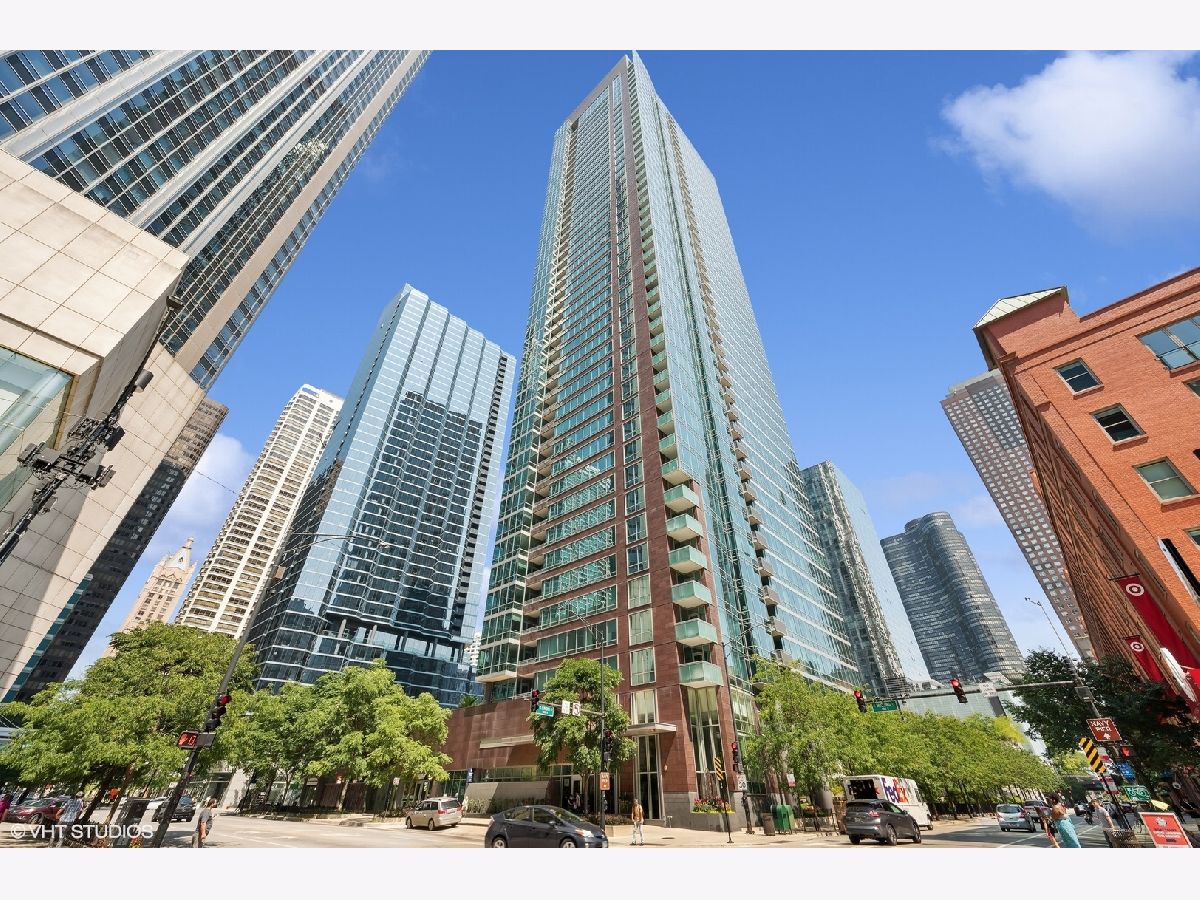 Condos & Townhomes Sold Parkview Condominiums Chicago Illinois, 505 Mcclurg