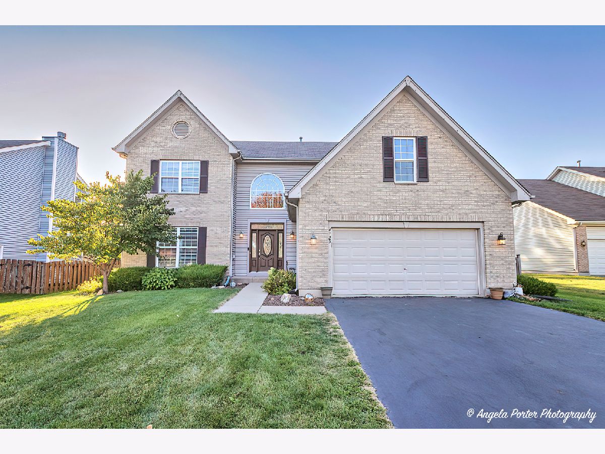 Homes Sold Heron Bay Lake In The Hills Illinois, 4725 Saginaw