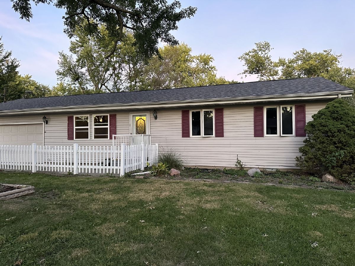  Sold Villa Grove Illinois, 203 Ruby