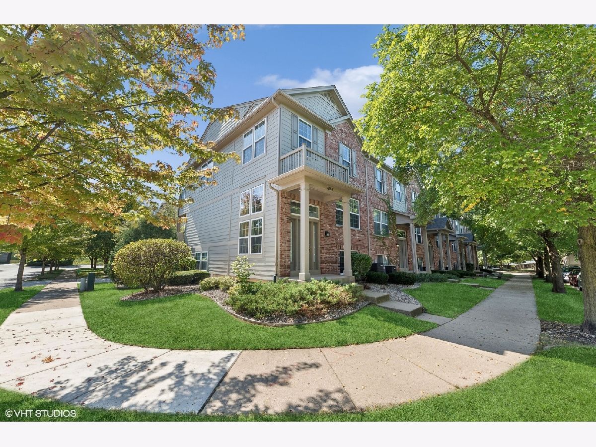 Townhomes Sold Bristol Park Wood Dale Illinois, 116 Blackhawk