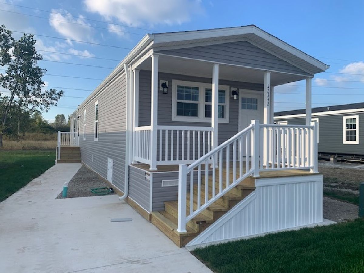 Rented Channahon Illinois, 22342 Cedar