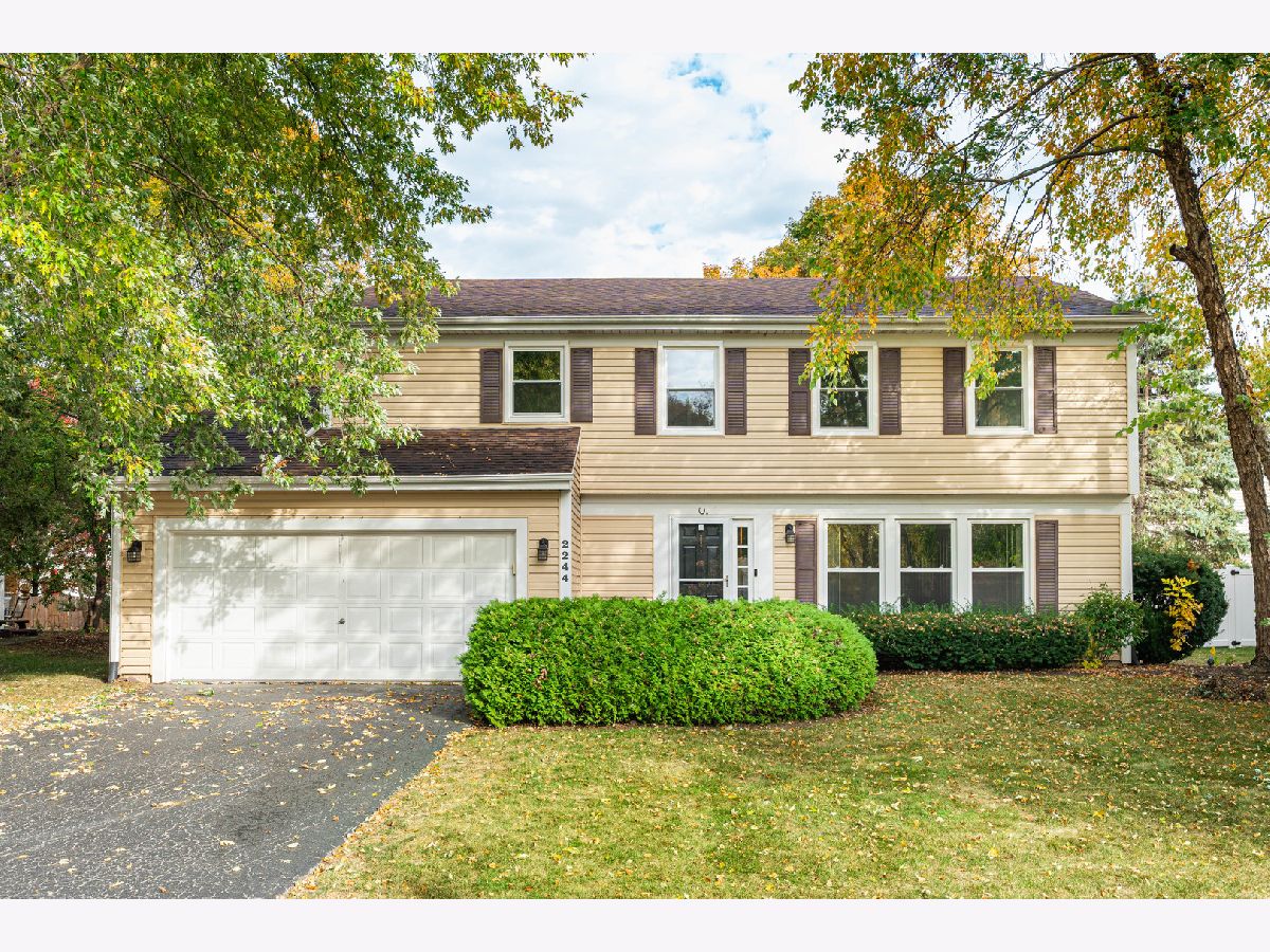 Homes & Condos & Townhomes Sold Old Farm Naperville Illinois, 2244 Pontiac