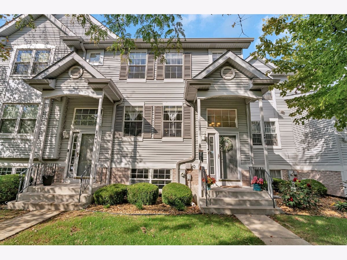 Townhomes Sold Broken Arrow Navajo Lockport Illinois, 17440 Teton