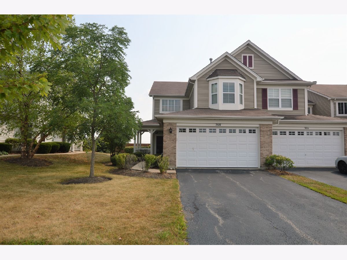 Homes & Townhomes & Condos Rented Churchill Club Oswego Illinois, 368 Chesapeake