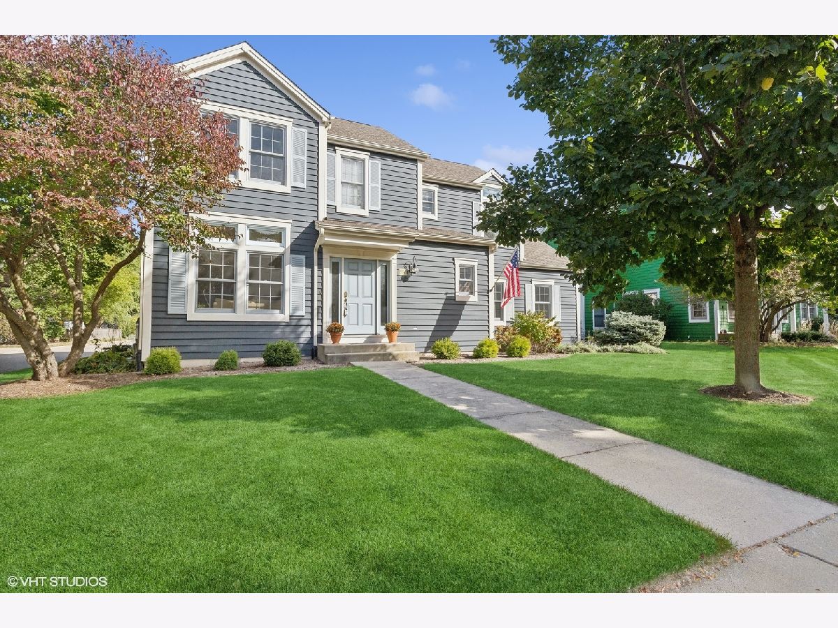 Homes & Townhomes Sold Washington Village Grayslake Illinois, 986 Mount Vernon