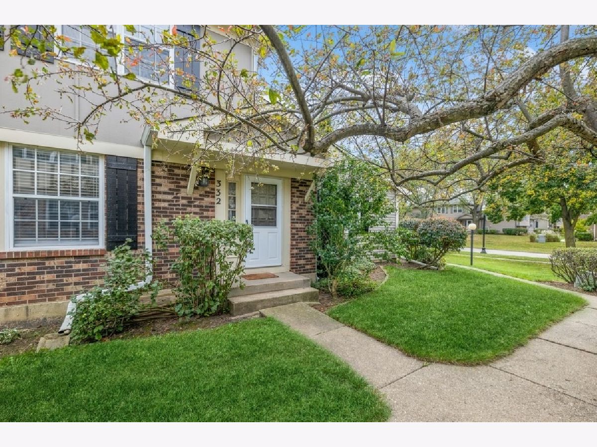 Townhomes & Condos Sold Westwood Vernon Hills Illinois, 332 Westwood
