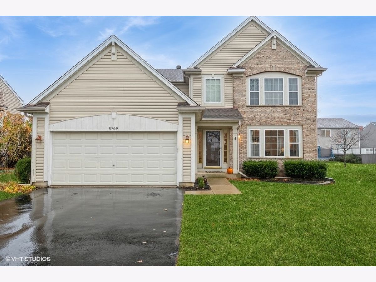 Homes & Townhomes Sold Southwind Huntley Illinois, 9769 Dunhill