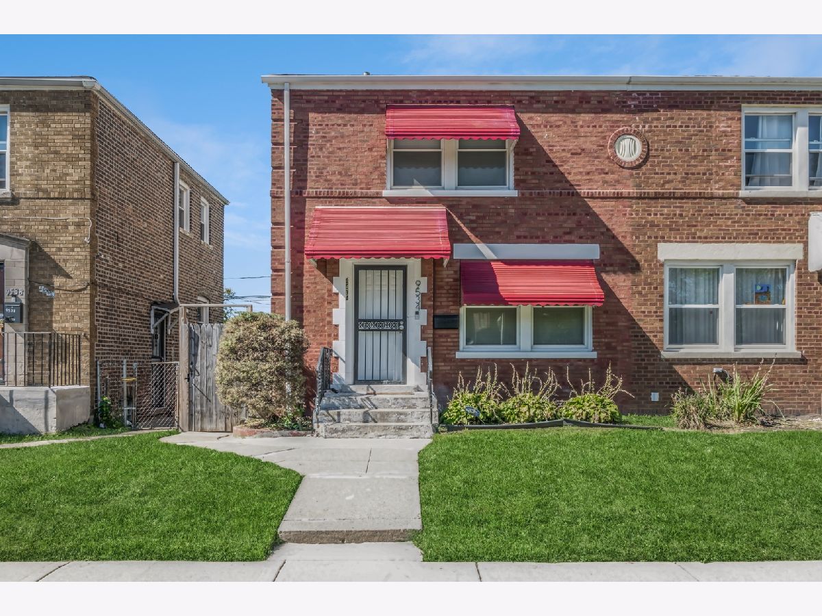  Rented Chicago Illinois, 9534 Avalon