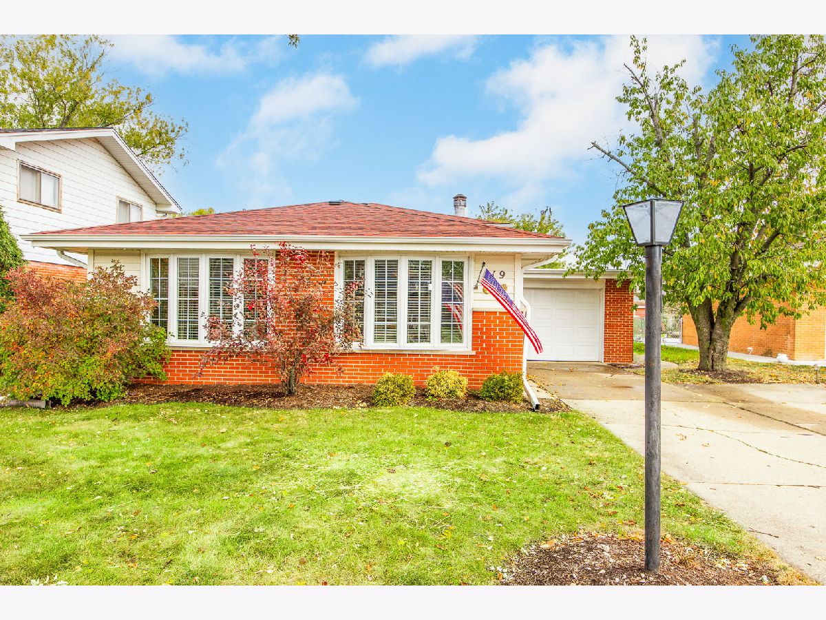 Homes & Condos & Townhomes Sold Golf Terrace Des Plaines Illinois, 519 Bedford