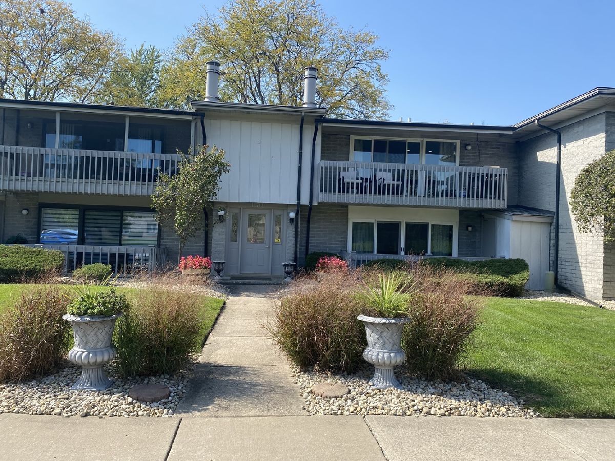 Condos & Townhomes & Homes Sold Orlan Brook Orland Park Illinois, 15700 86th
