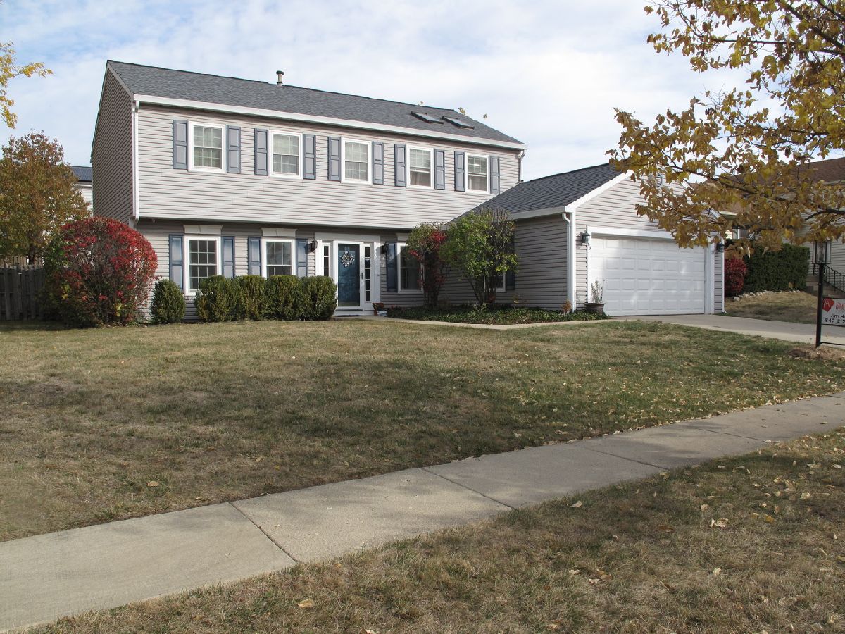 Townhomes & Homes Sold Surrey Woods Streamwood Illinois, 48 Walnut