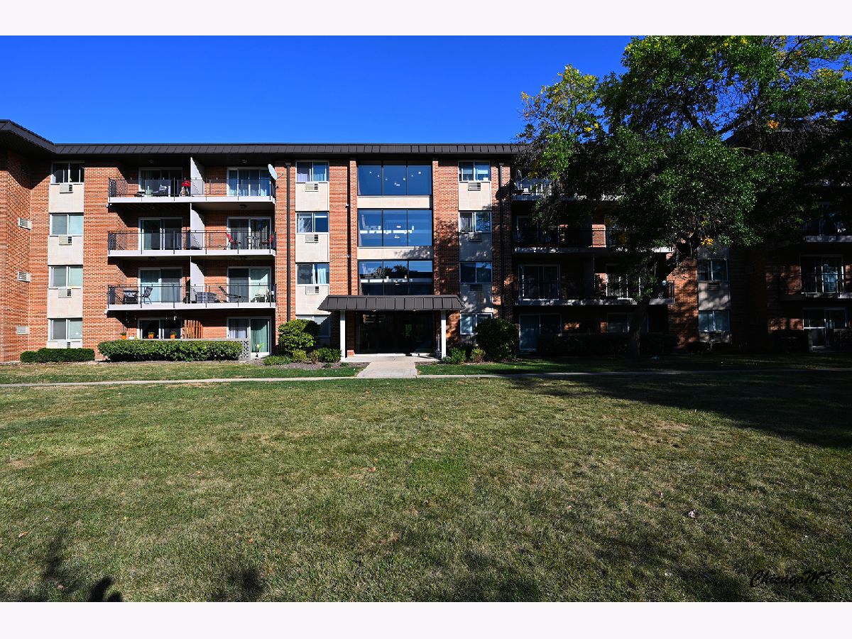 Condominiums Sold The Sanctuary Arlington Heights Illinois, 2230 Goebbert