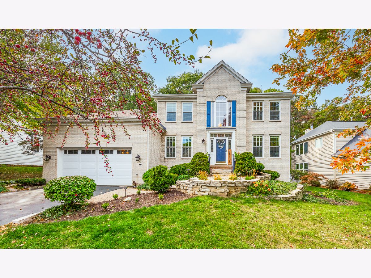 Homes Sold Picnic Grove Fox River Grove Illinois, 719 Barberry