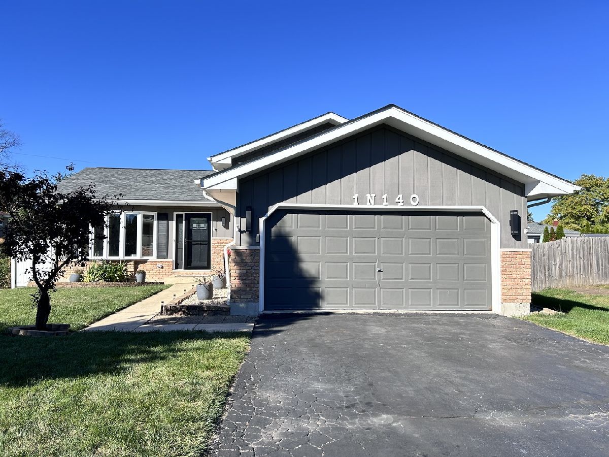 Homes Rented Gary Avenue Gardens Carol Stream Illinois, 1N140 Ellis